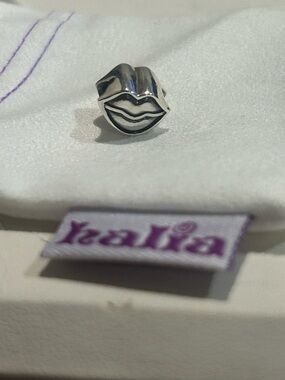 NEW Halia “Kissable” Charm Bead - Sterling Silver